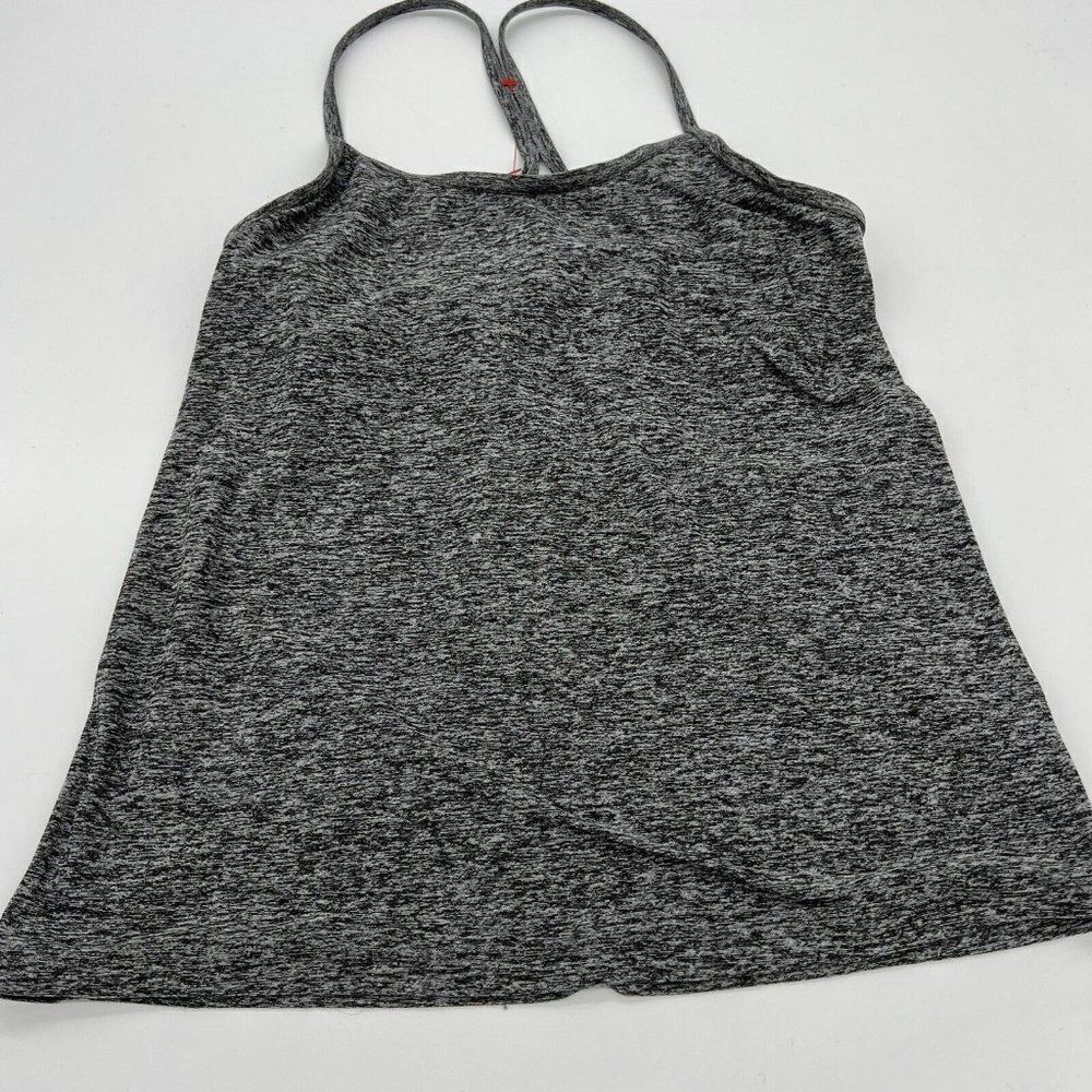 Beyond Yoga Women Chloe Performance Lightweight Keyhole Tank Size Small logo